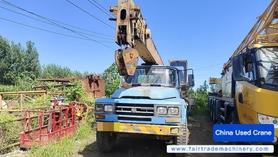 Buy XCMG QY20G Used Crane / 4 Buy XCMG QY20G Used Crane / 4